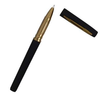 Black & Gold Gel Pen-0.7mm